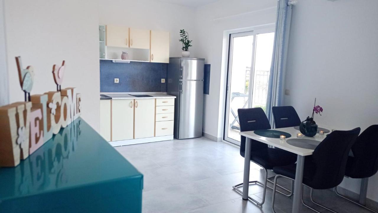 Cvita Apartments โตรกีร์ ภายนอก รูปภาพ
